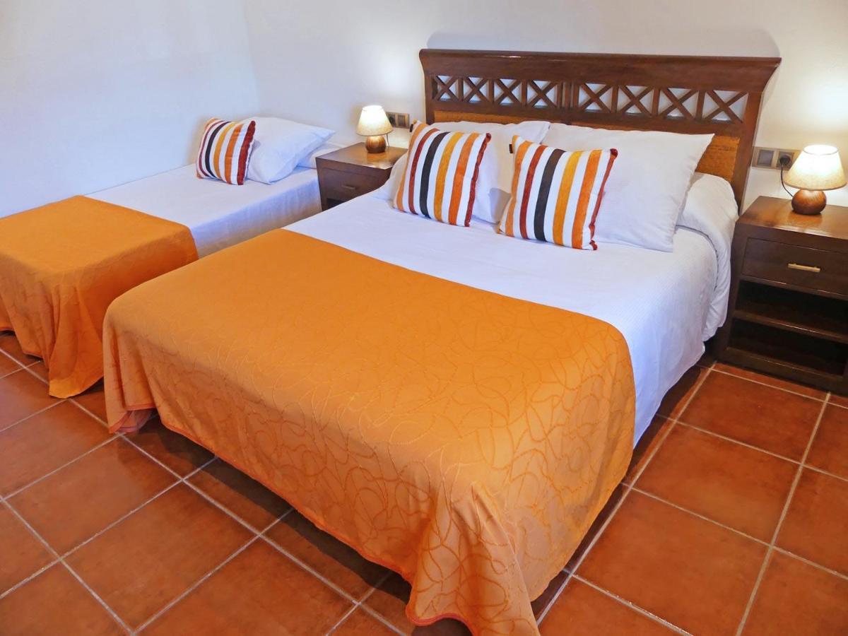 Hotel & Golf Ca La Caputxeta Кастельон-де-Ампуриас Экстерьер фото