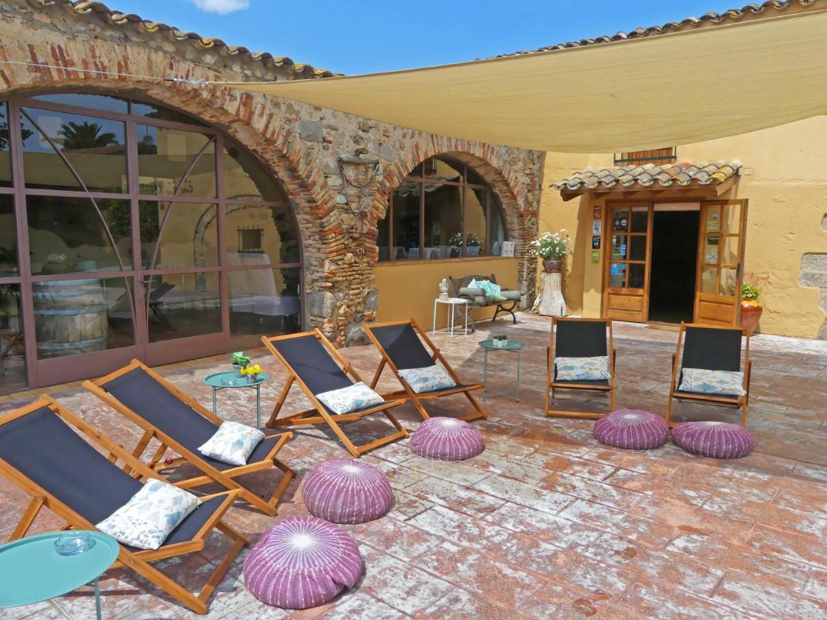 Hotel & Golf Ca La Caputxeta Кастельон-де-Ампуриас Экстерьер фото